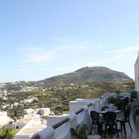 Le Case Dei Pescatori - Residence La Guardia Ponza Exterior photo