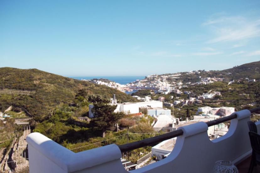 Le Case Dei Pescatori - Residence La Guardia Ponza Exterior photo