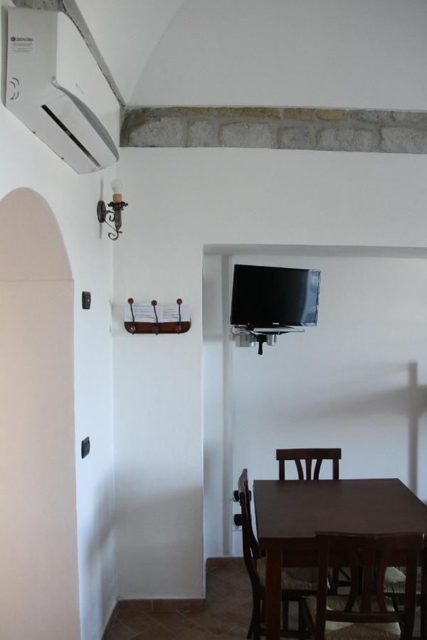 Le Case Dei Pescatori - Residence La Guardia Ponza Exterior photo