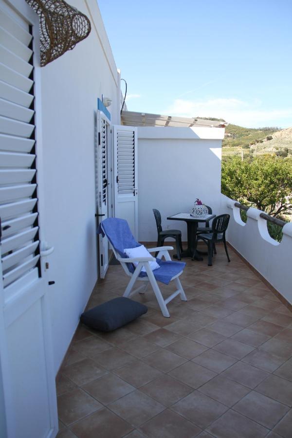 Le Case Dei Pescatori - Residence La Guardia Ponza Exterior photo