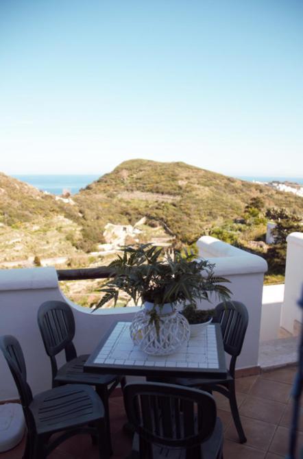 Le Case Dei Pescatori - Residence La Guardia Ponza Exterior photo