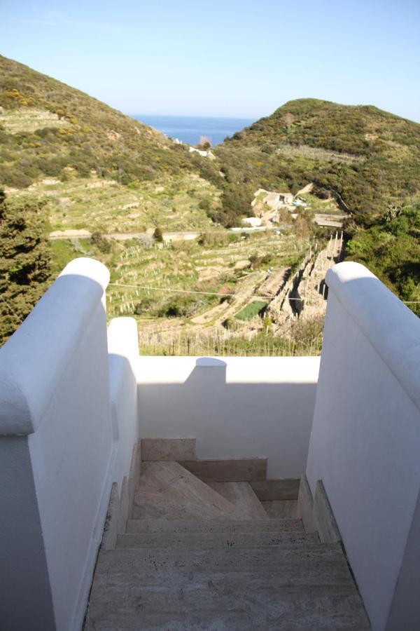 Le Case Dei Pescatori - Residence La Guardia Ponza Exterior photo
