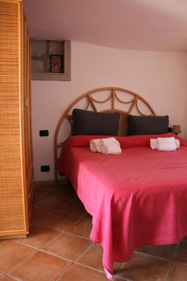 Le Case Dei Pescatori - Residence La Guardia Ponza Exterior photo