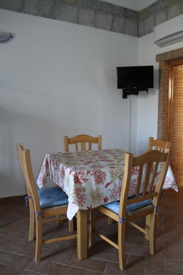 Le Case Dei Pescatori - Residence La Guardia Ponza Exterior photo