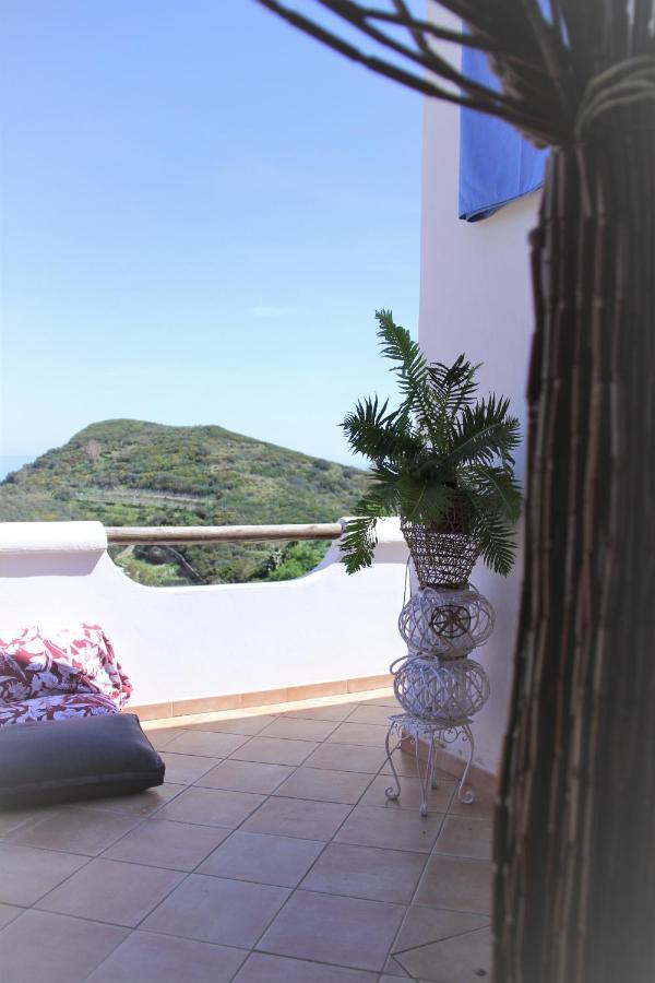 Le Case Dei Pescatori - Residence La Guardia Ponza Exterior photo