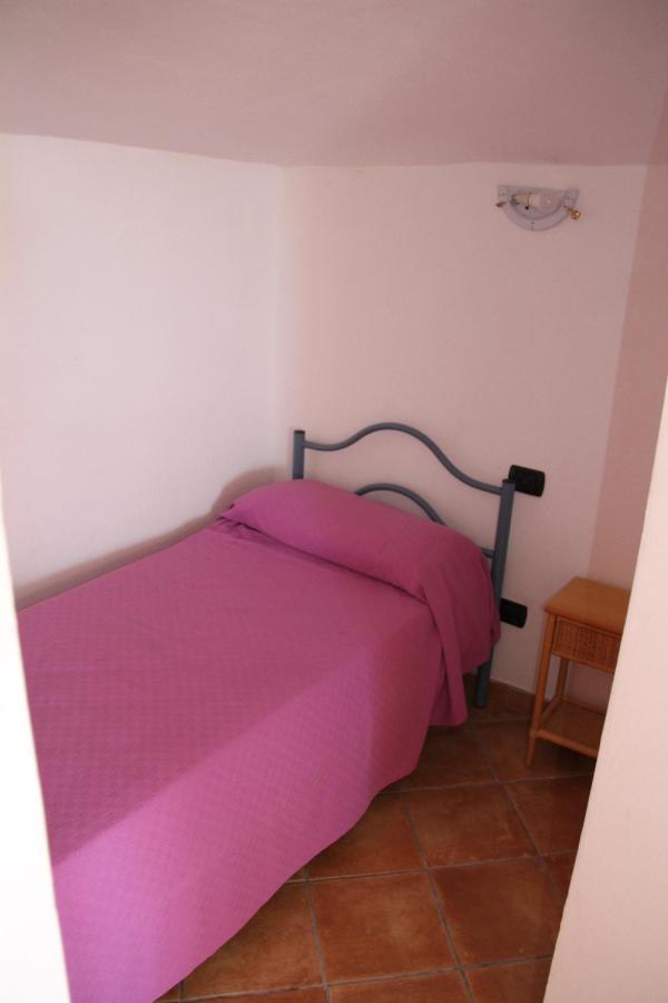 Le Case Dei Pescatori - Residence La Guardia Ponza Exterior photo
